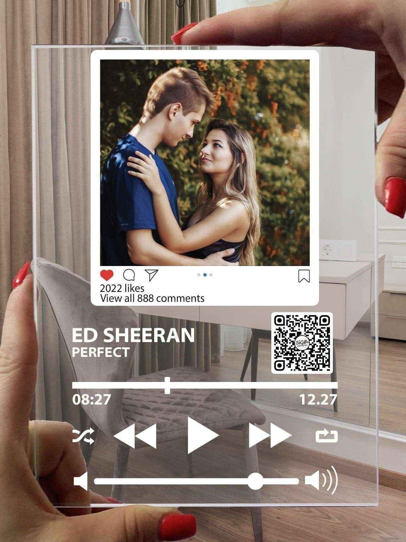Personalised "So Player + Instagram" glass poster-Personalised "SoPlayer+Instagram" template with scannable QR code, high quality printed on the glass. These make the perfect gift. Order yours now 👉 sogifts.eu-black, glass poster, instagram, music player, qrcode, soplayer, white-Personalized products-sogifts.eu